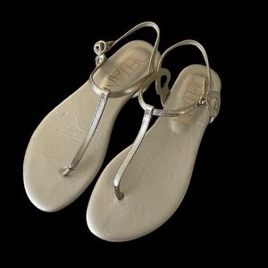 Deltan leather thong sandals size 7.5